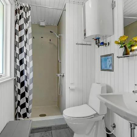 Awesome In Haderslev With Kitchen Holiday home Kelstrup Strand